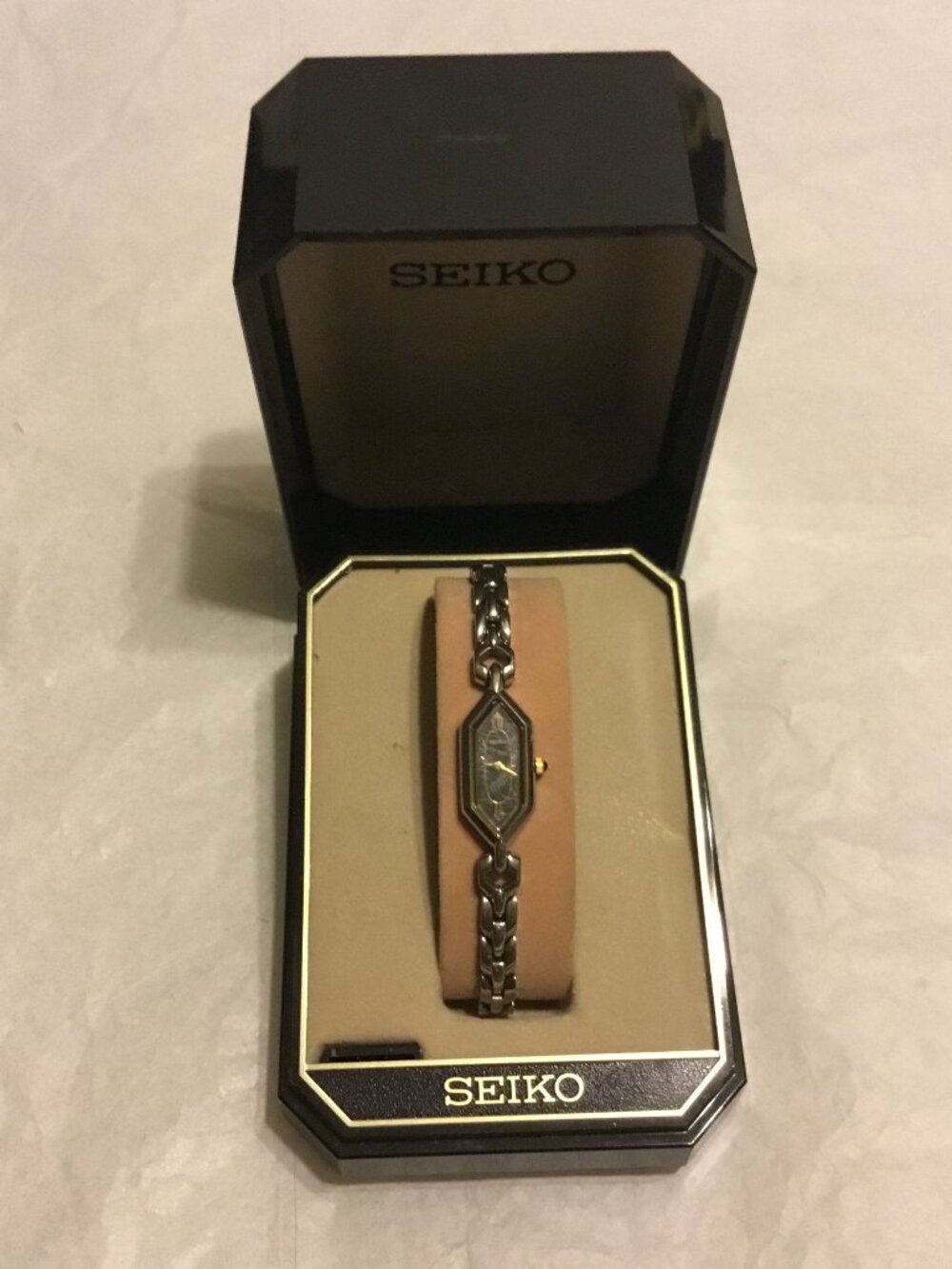Vintage Seiko ladies watch with box